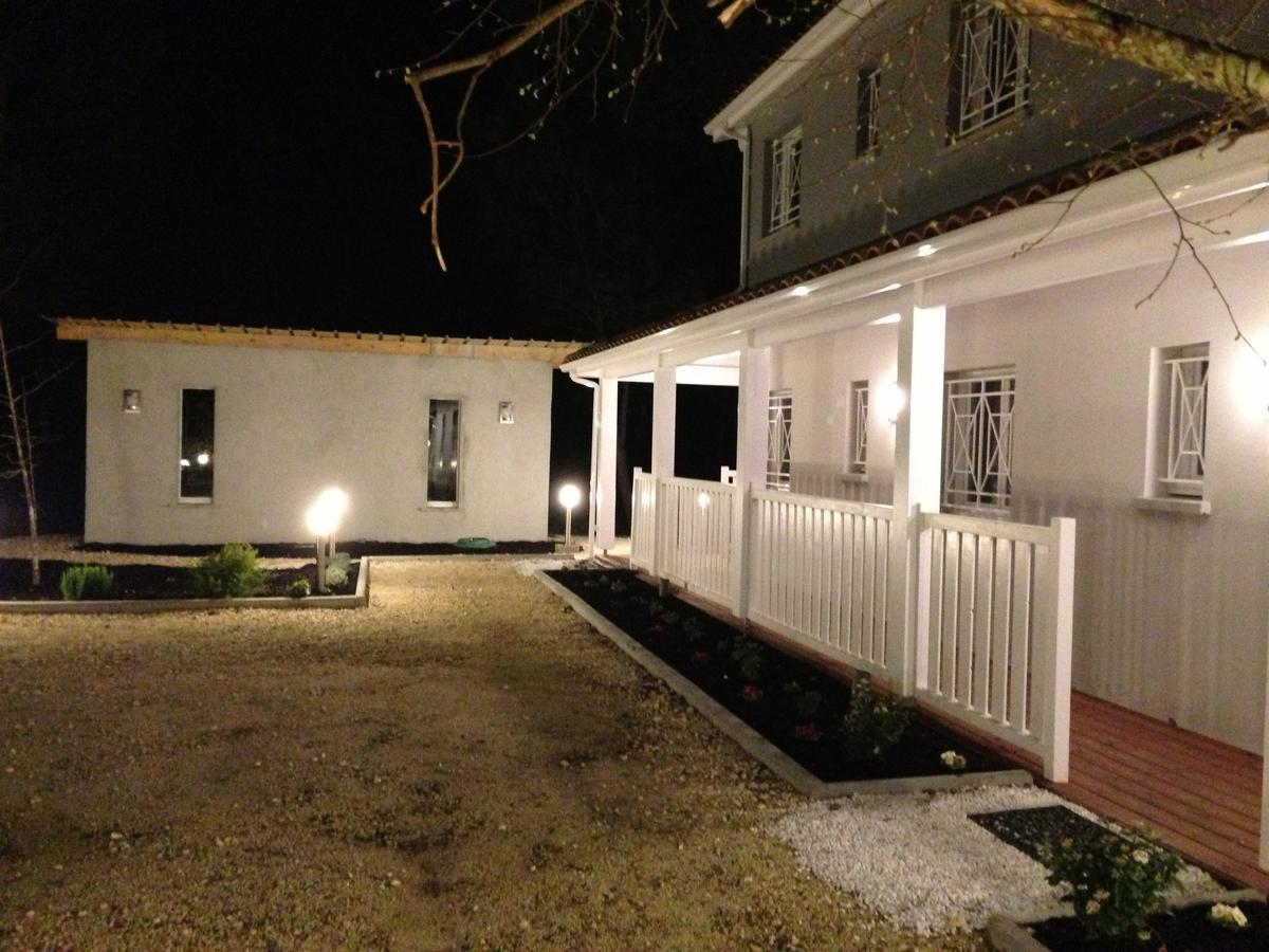 Domaine De Giron Bed & Breakfast Moulis-en-Médoc Eksteriør bilde