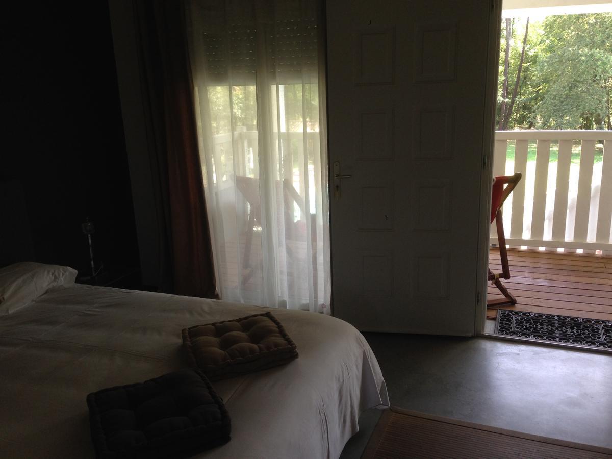 Domaine De Giron Bed & Breakfast Moulis-en-Médoc Eksteriør bilde